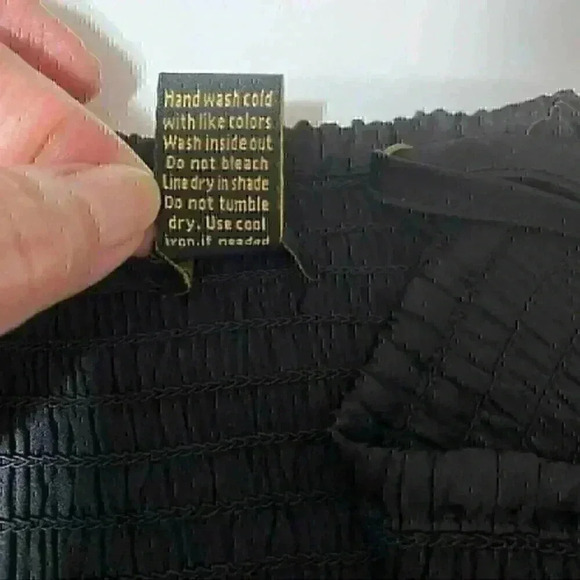 Japna Tank Women’s M Black Satin Spaghetti Strap Ruched Smocked Bodice Y2K NWT - Picture 3 of 5